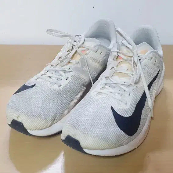 [SOLD OUT] 나이키 줌X 라이벌플라이 4 265~270 러닝화