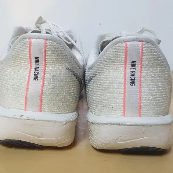 [SOLD OUT] 나이키 줌X 라이벌플라이 4 265~270 러닝화