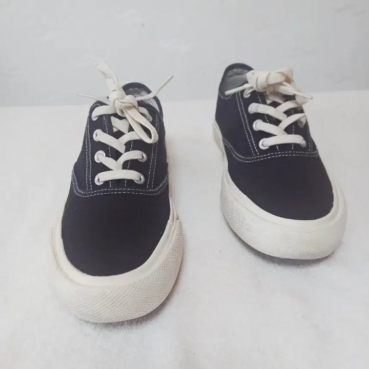 [SOLD OUT] (38) 슈펜스니커즈 250mm