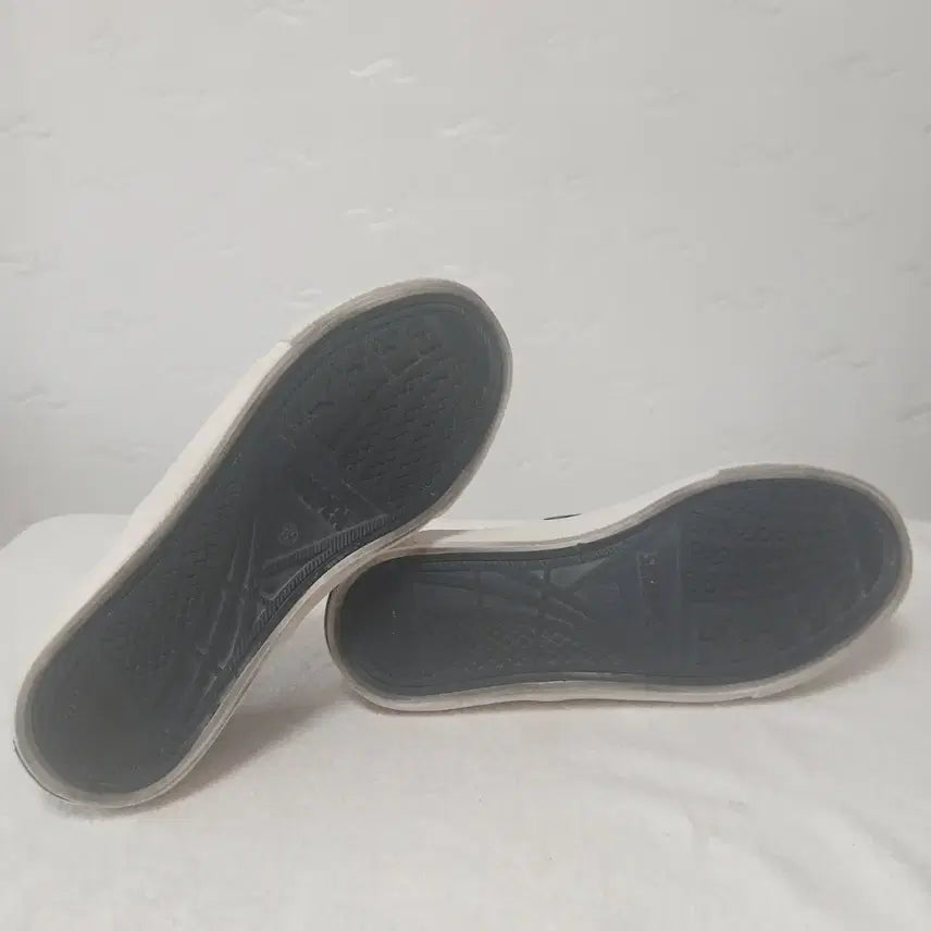 [SOLD OUT] (38) 슈펜스니커즈 250mm