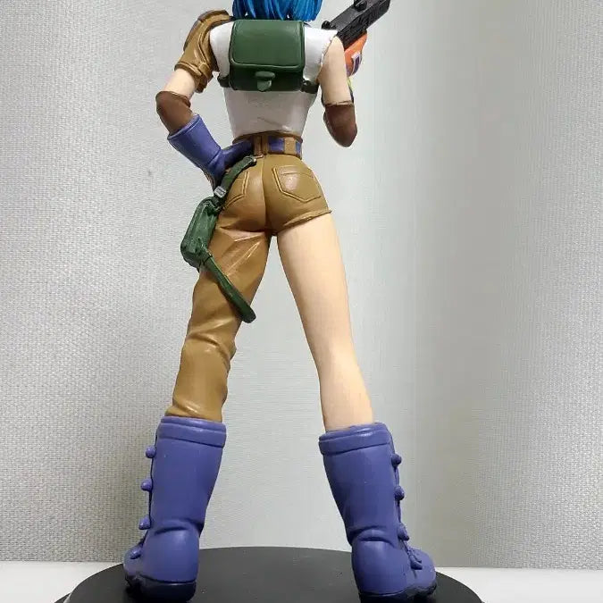[BUNJANG] Buruma Peach Girl Figure / 드래곤볼 부르마 피치피치걸