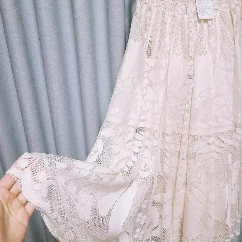 [SOLD OUT] 스튜디오에이지 레이스 스커트