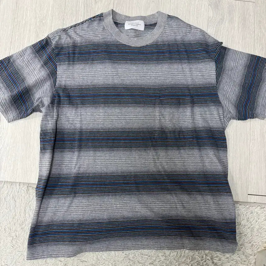 [SOLD OUT] (4)unused 언유즈드 보더티 반팔티