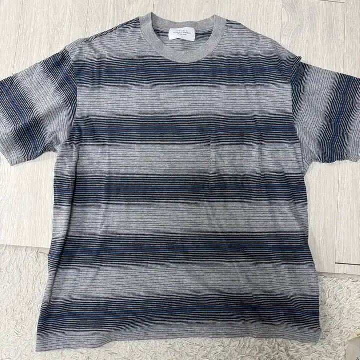 [SOLD OUT] (4)unused 언유즈드 보더티 반팔티