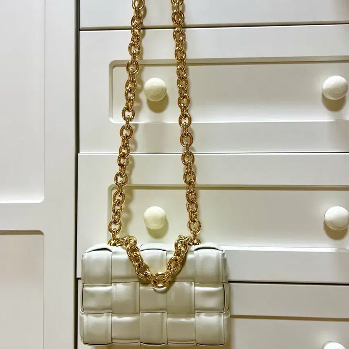 [SOLD OUT] 보테 숄더백