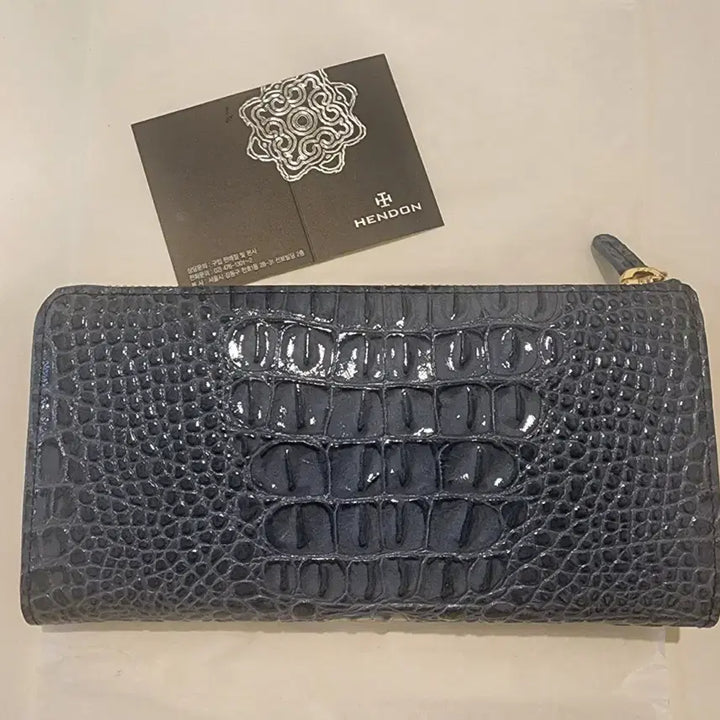 [SOLD OUT] 악어무늬 천연가죽 장지갑 블루 (새상품) 12만원=>27000원