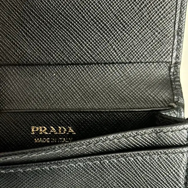[SOLD OUT] 프라다 사피아노 블랙 카드지갑