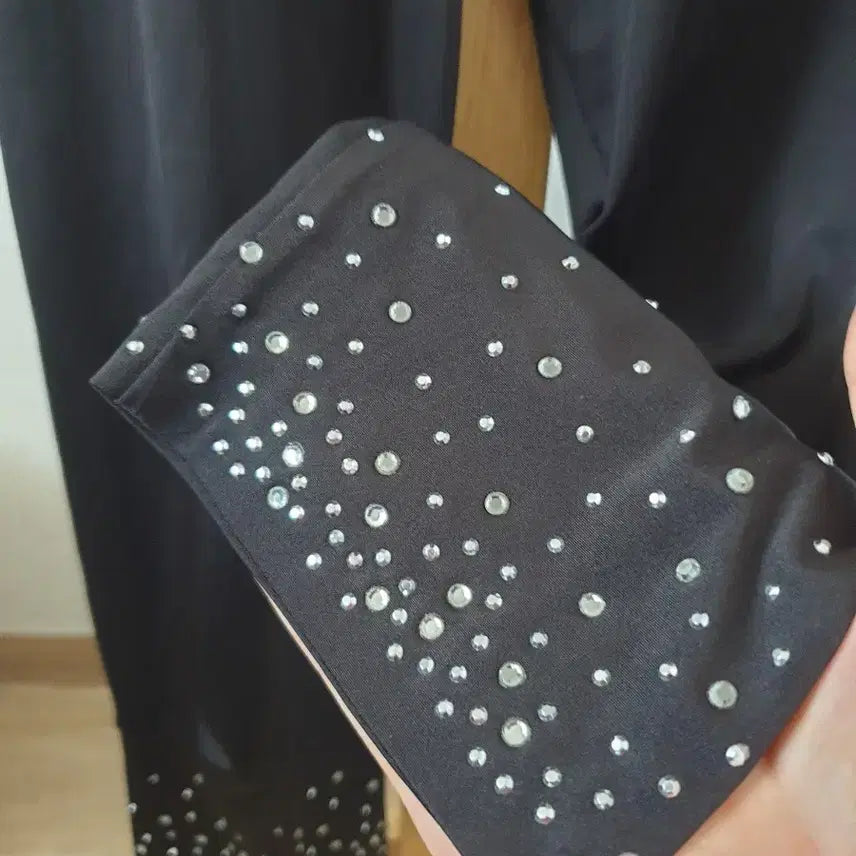 [BUNJANG] Leggings with Cubic Detail / 스타일 칠부쫄바지 레깅스 신축성아주좋음 싸이즈F