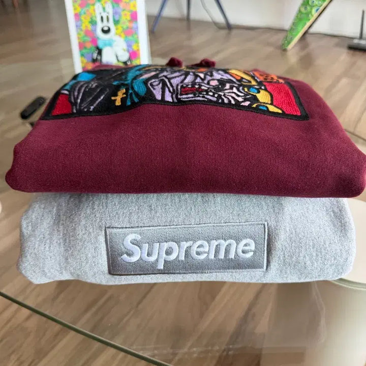 [SOLD OUT] 슈프림 18FW 피카소 자수 후드 버건디