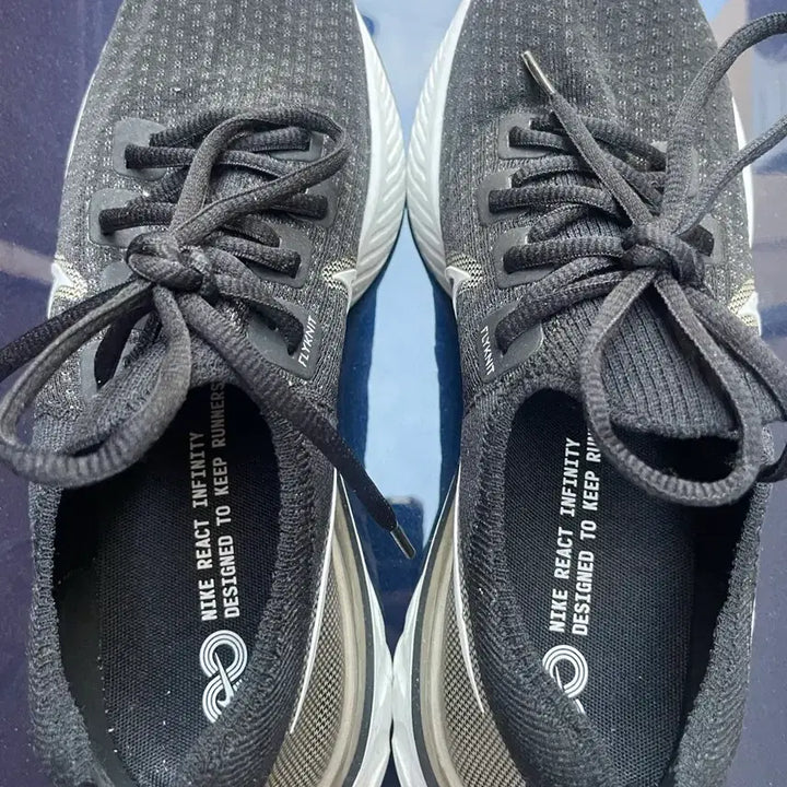 [BUNJANG] Nike Infinite React Flyknit Sneakers / 나이키 인피니트런 리액트 플라이니트
