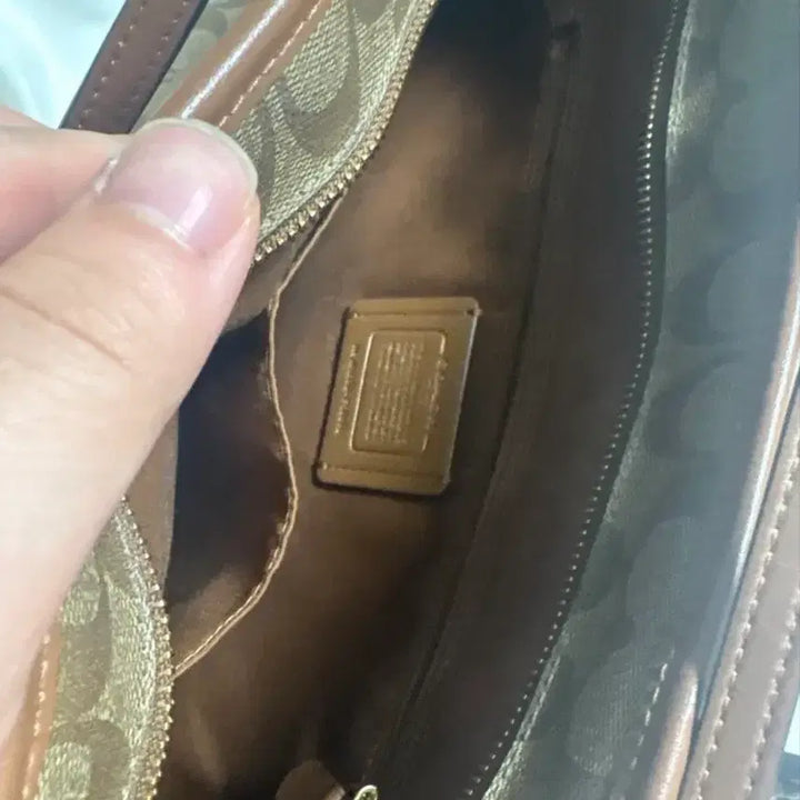 [BUNJANG] Coach Brown Handbag / 코치 브라운백
