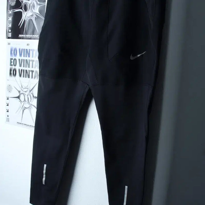 [BUNJANG] Nike Training Running Pants / (L-XL) 나이키 트레이닝복 바지 런닝 기능성 블랙 운동-2543
