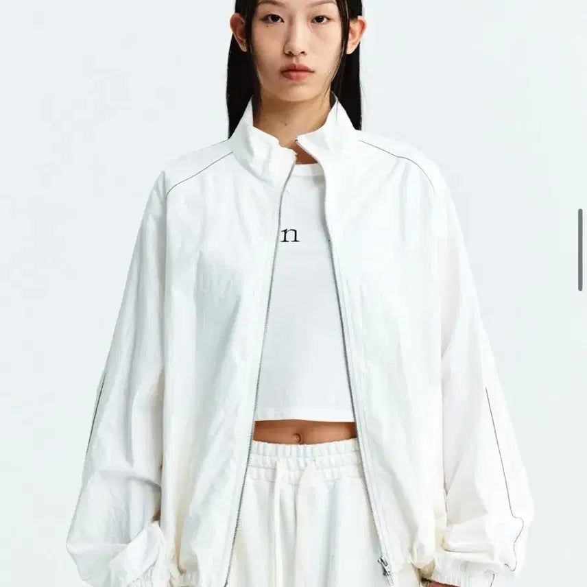 [SOLD OUT] 마뗑킴 로고 코팅 점퍼 바람막이