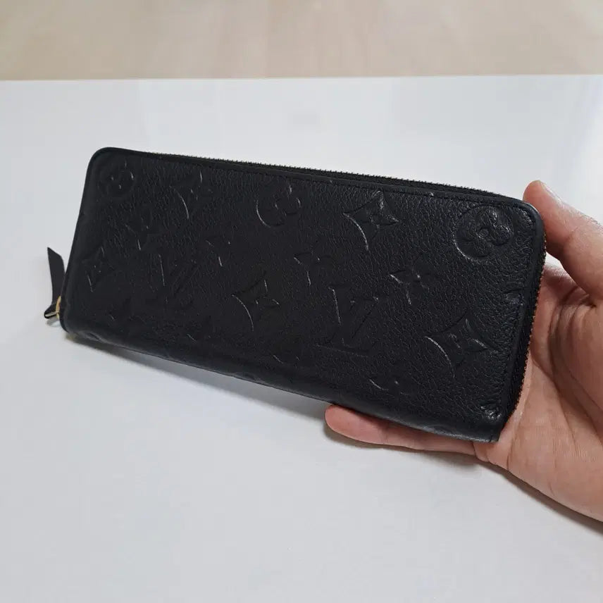 [SOLD OUT] [100%/정품] 루이비통 앙프렝뜨 클레망스 장지갑 블랙