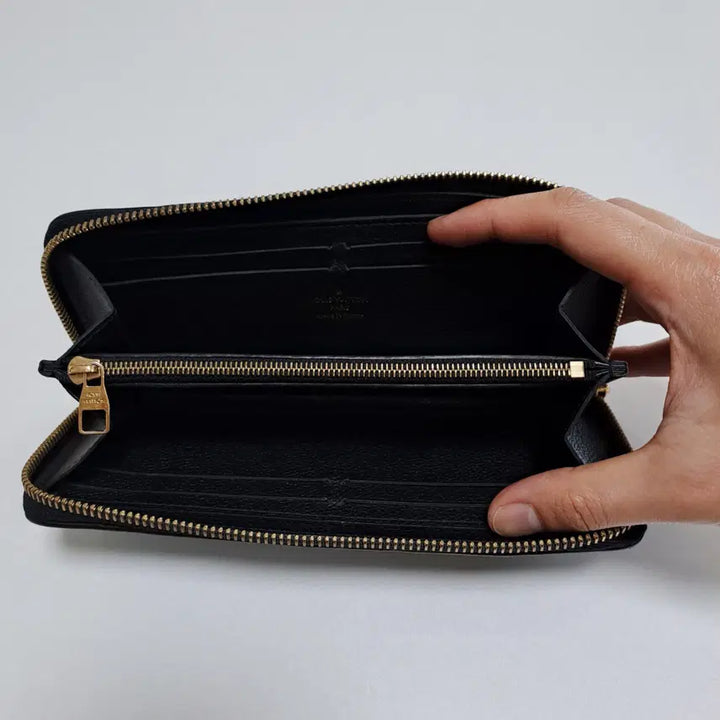 [SOLD OUT] [100%/정품] 루이비통 앙프렝뜨 클레망스 장지갑 블랙