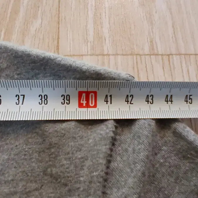 [SOLD OUT] 아베크롬비 빈티지 그레이 머슬핏 반팔 M
