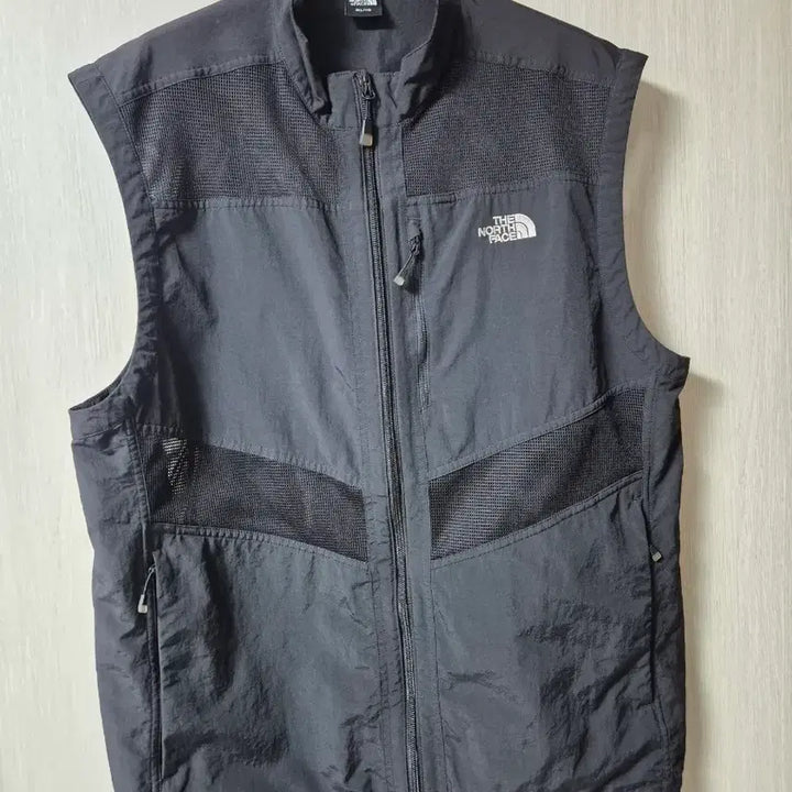 [SOLD OUT] (정품) 노스페이스 윈드 메쉬 베스트 110 (2XL)