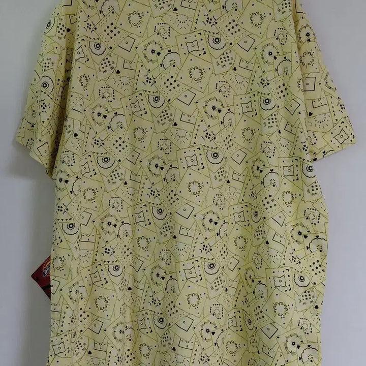 [BUNJANG] Dickies Bandana Pattern Scrub Top / [새상품/2XL] 디키즈(Dickies) 반다나 패턴 스크럽 상의