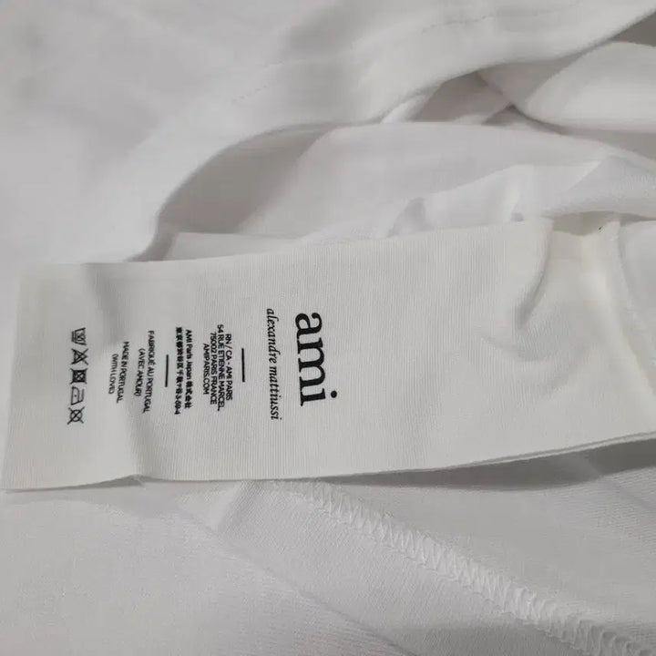 [SOLD OUT] 아미 반팔티 화이트/네이비 S