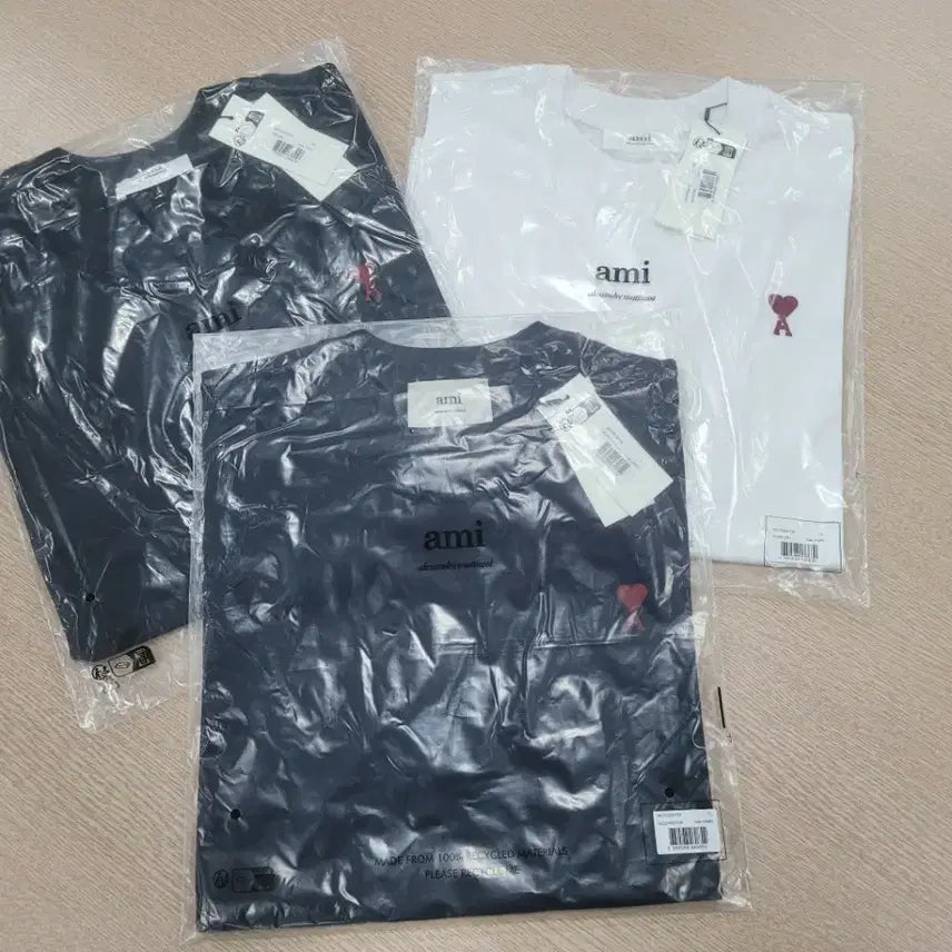 [SOLD OUT] 아미 반팔티 L