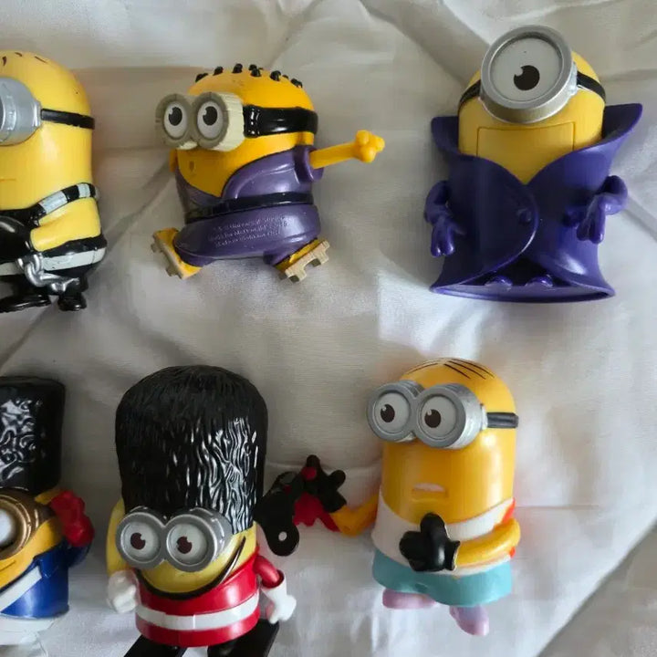 [BUNJANG] Minions Moving Toy Figure / 무료배송 미니언즈 피규어 장난감 움직이는 운동 빅