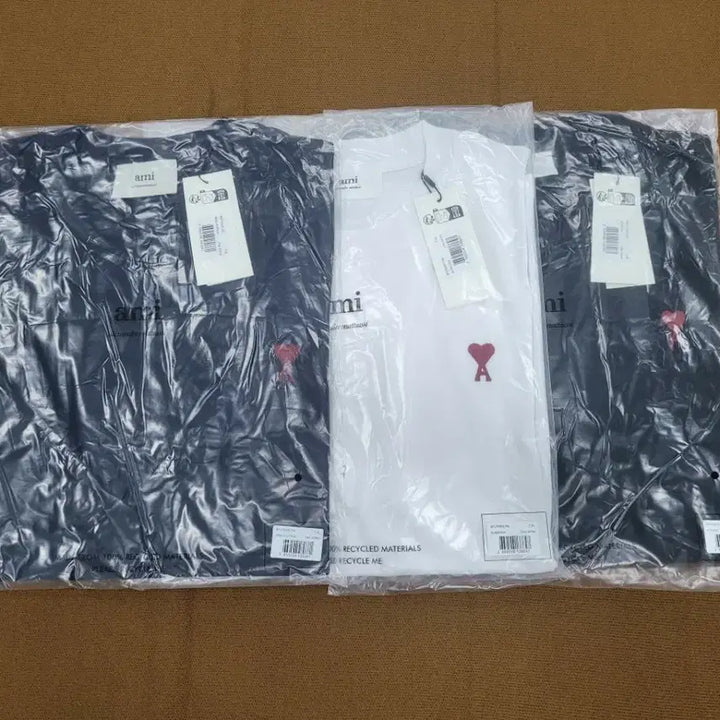 [BUNJANG] AMI Small Heart Short Sleeve T-shirt Navy XL / 아미 스몰 하트 반팔티 네이비 XL