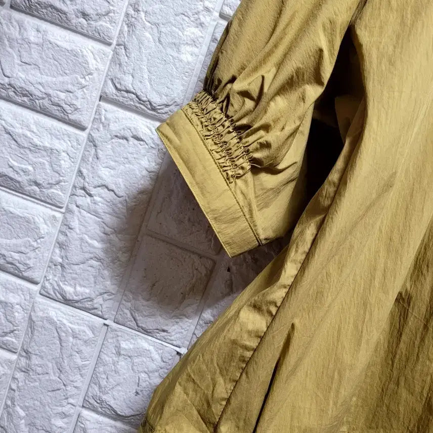 [BUNJANG] Izzatbaba Loose Fit Shirt / 아이잗바바 면바스락 루즈핏 셔츠