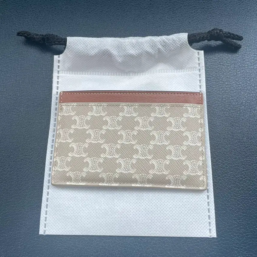 [BUNJANG] Celine Triomphe Card Wallet Beige / [정품]셀린느 트리옹프 캔버스 카드지갑