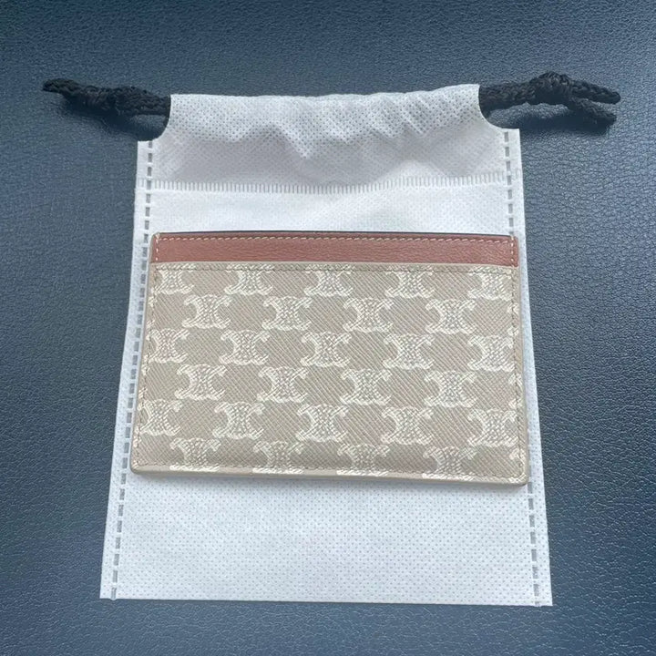 [BUNJANG] Celine Triomphe Card Wallet Beige / [정품]셀린느 트리옹프 캔버스 카드지갑