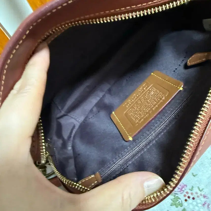 [BUNJANG] Coach Collaboration Camera Bag Crossbody Bag / 키스헤링 코치 콜라보 카메라백 크로스백 코치 가방
