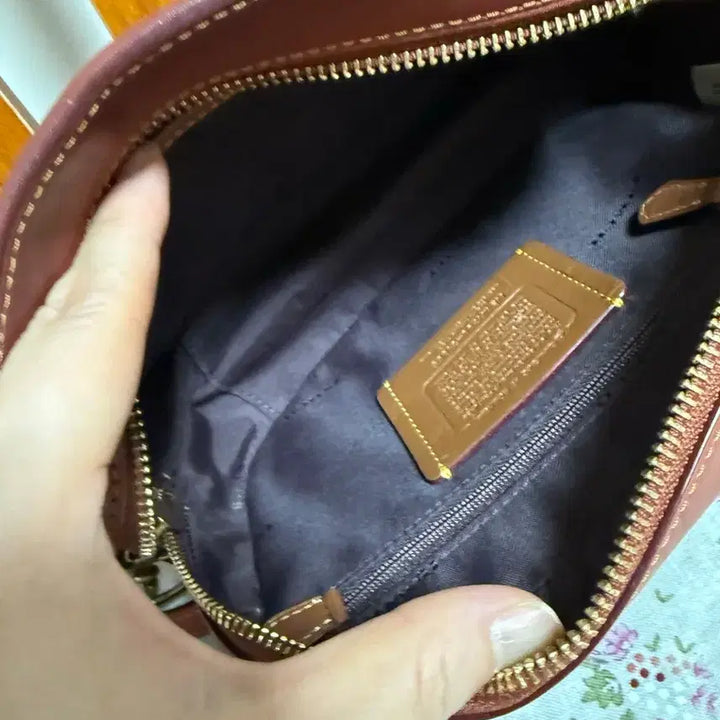 [BUNJANG] Coach Collaboration Camera Bag Crossbody Bag / 키스헤링 코치 콜라보 카메라백 크로스백 코치 가방