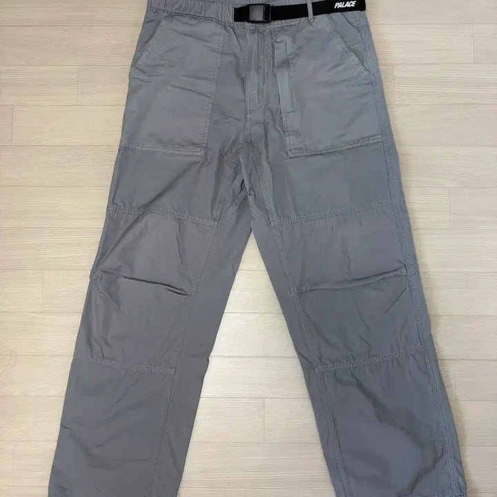 [BUNJANG] Palace Belted Trousers Gray Size 32 / 팔라스 벨터 트라우저 그레이 사이즈 32