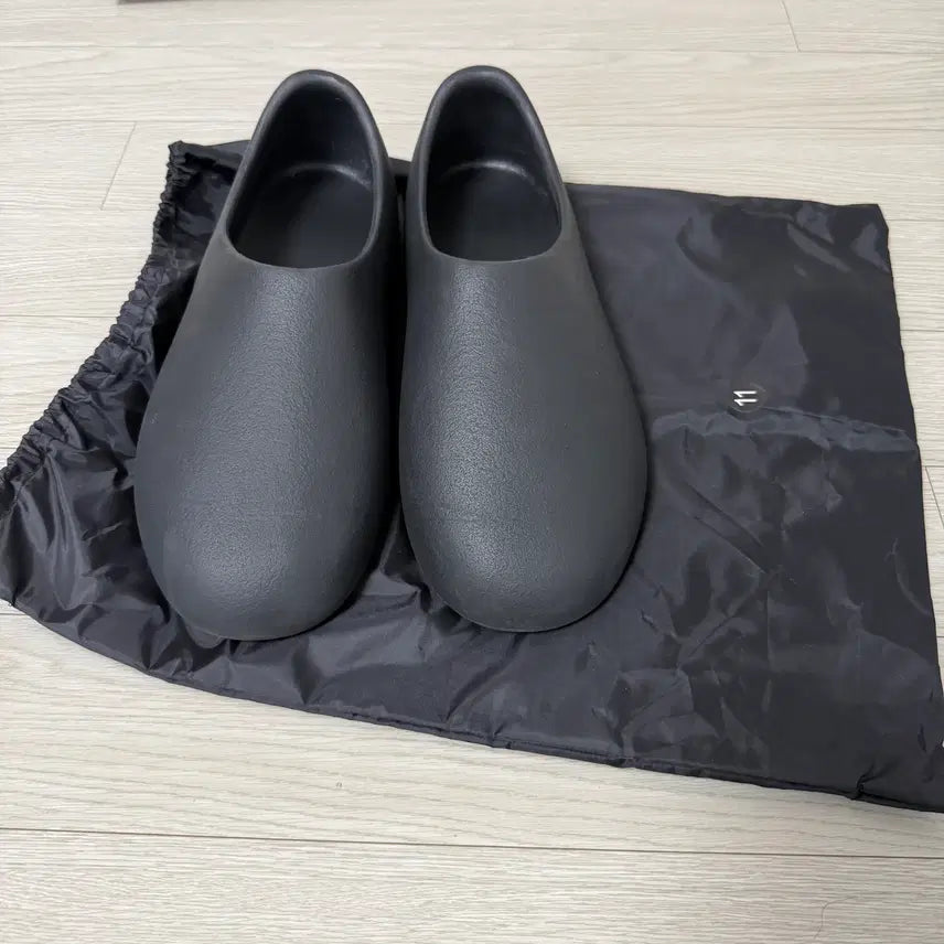 [SOLD OUT] [11]이지 sl-01 yeezy 블랙