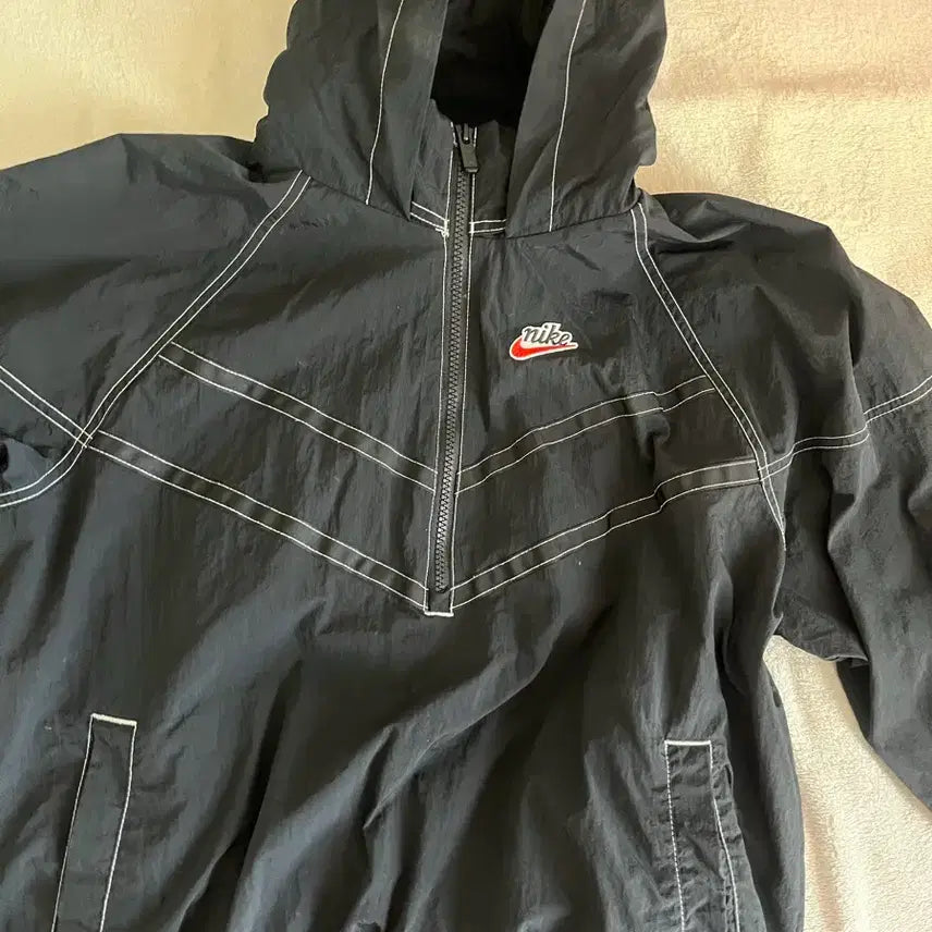 [SOLD OUT] 나이키 바람막이 반집업
