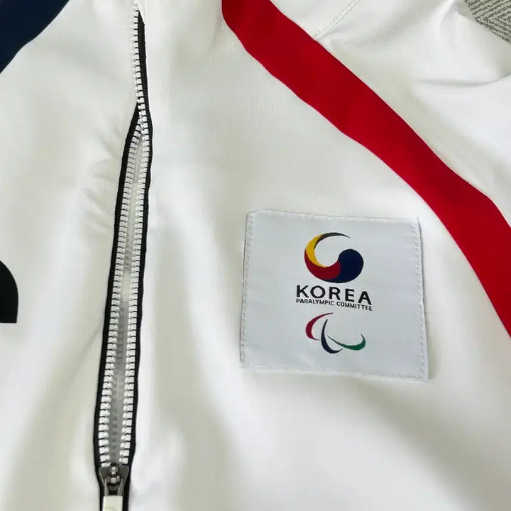 [BUNJANG] The North Face Team Korea Track Jacket White / [95] 노스페이스 팀코리아 국대 트랙 자켓 화이트