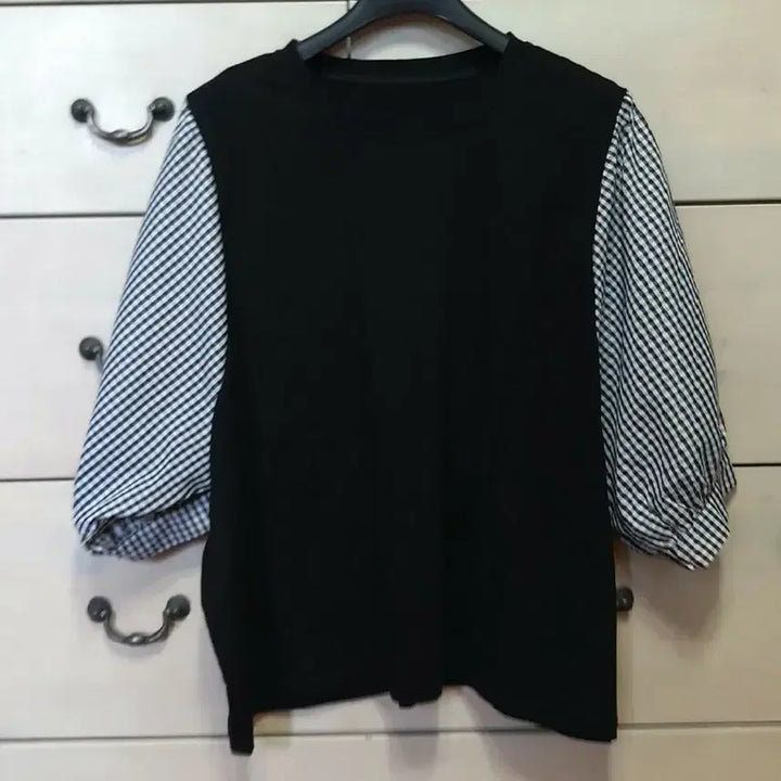 [BUNJANG] Black Check Colorblock Blouse / 블랙  체크 배색 블라우스/새상품급
