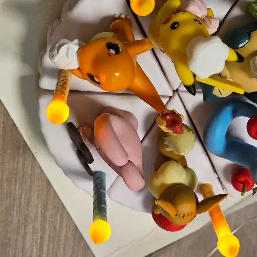 [BUNJANG] CGV Pokemon Cake Figure / cgv 포켓몬스터 케이크 피규어