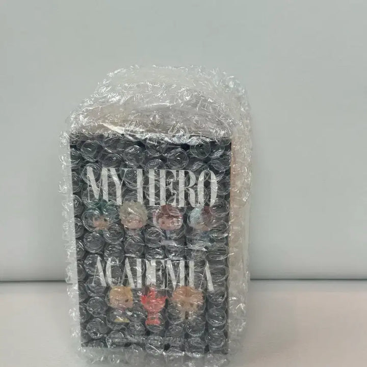 [BUNJANG] My Hero Academia Midoriya &amp; Hawks Sofubi Figures Bundle Set / 택포, 미개봉 히로아카 F상 소프빅(미도리야,호크스) 일괄