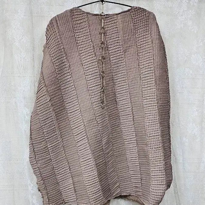 [SOLD OUT] 브라운 주름 반팔 블라우스
