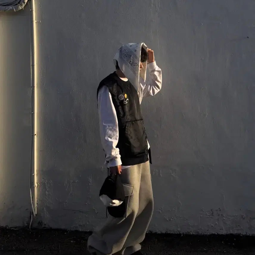 [BUNJANG] Jensai Asymmetrical Vest / 젠사이 언발란스 베스트