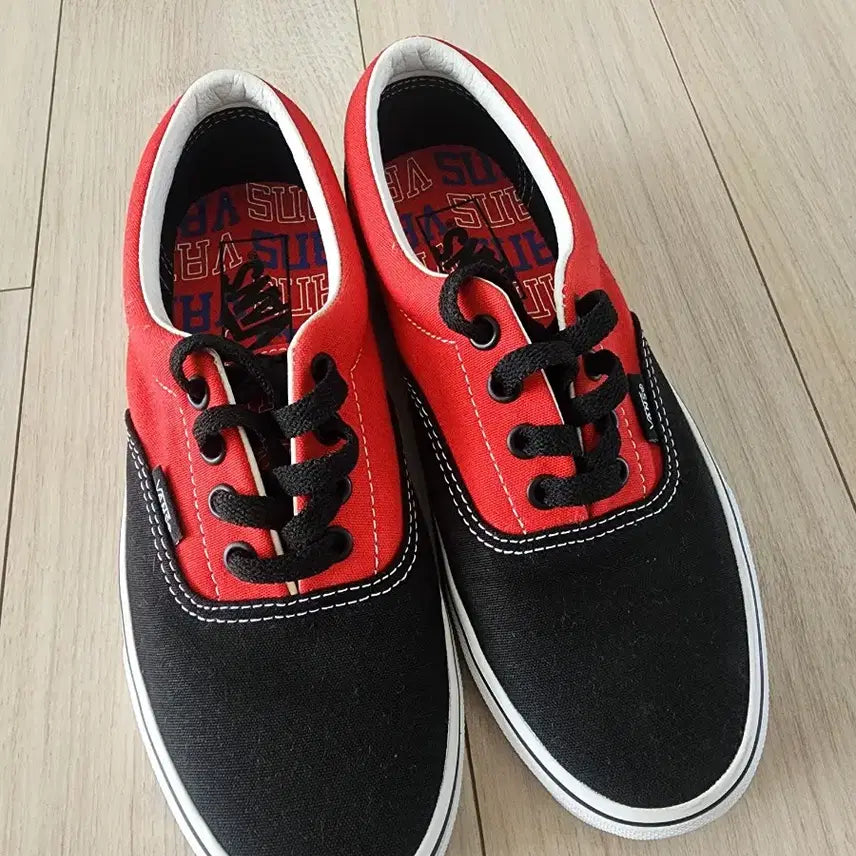 [BUNJANG] Vans Era Black/Red Sneakers / [판매] 반스 에라(ERA) 블랙/레드 235mm