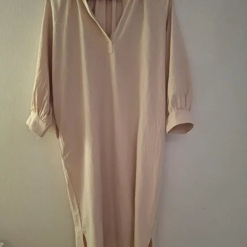 [BUNJANG] Cozy Beige Dress (Size M) / 베이지색 COZY한 원피스(M사이즈)