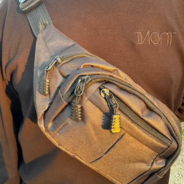 [BUNJANG] Black Sling Bag / 블랙힙색 한쪽으로메는가방 어깨가방 다용도가방 슬링백