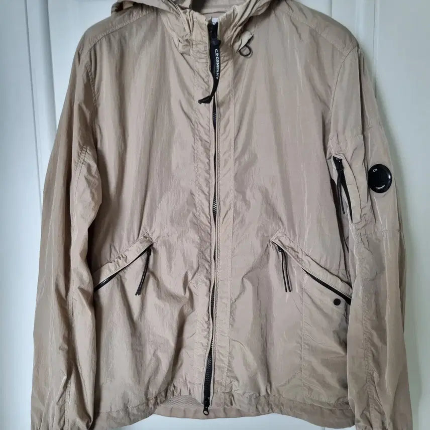 [BUNJANG] CP Company Nylon Packable Hooded Windbreaker Jacket / 백화점판 cp컴퍼니 나일론 후드수납 바람막이 자켓 100사이즈 시피컴퍼니