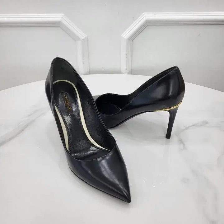 [BUNJANG] Louis Vuitton Pumps Heels Size 39 / 루이비통 펌프스 힐 39