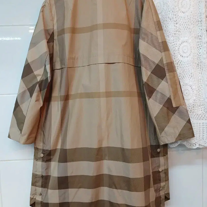[SOLD OUT] 지센 체크 패턴 하프 코트 90