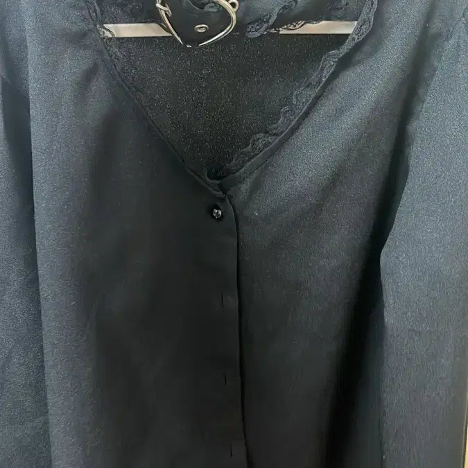 [BUNJANG] Maz Choker Blouse / 마즈 초커 블라우스