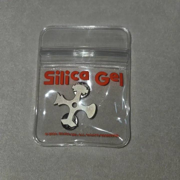 [SOLD OUT] 실리카겔 뱃지