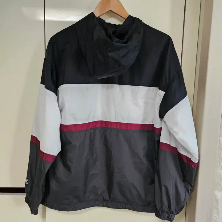 [SOLD OUT] 휠라 FILA 후드 바람막이 블랙 화이트 100