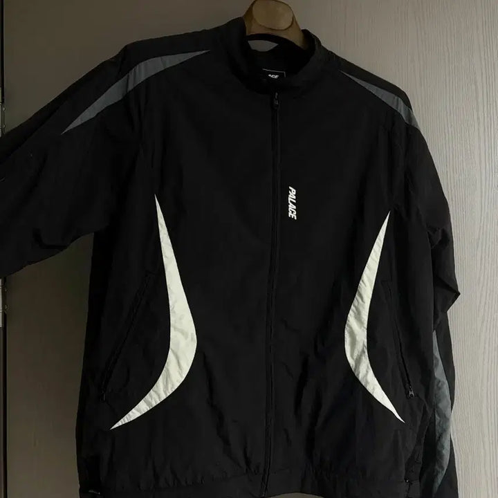 [SOLD OUT] 팔라스 모토 쉘 자켓 XL
